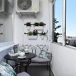 Niko Apartament *